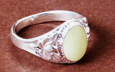 Ladies Glow-in-the-Dark Ring