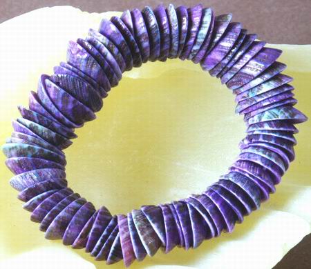 Unusual Lavender Mother-of-Pearl Bracelet