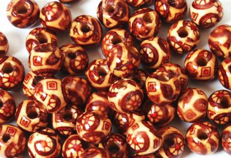 250 x 8mm Lacquered Chinese Wooden Beads