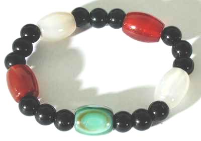 Beautiful Chinese Carnelian, Onyx, & Agate Bracelet