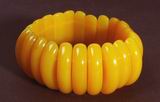 Snazzy Yellow Amber Moon-Shape Bead Bracelet