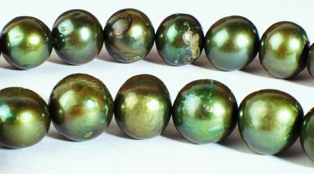 Moss-Green 8mm Pearl Strand with hint of gold