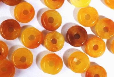 100 Zesty Yellow Jade Donut Beads