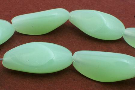 Silky Twisted Prism Sea Foam Green Beads