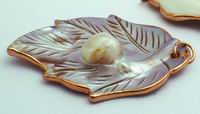Blister Mother-of-Pearl Leaf Pendant