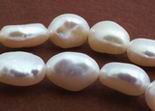 Very-Lustrous Shiny Oval Baroque Pearls