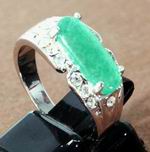 Beautiful Chinese Jade Ladies Ring