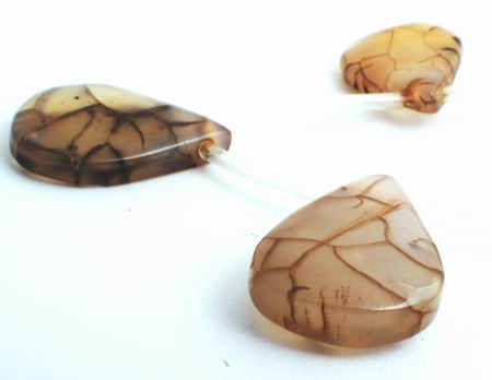 12 Large Distinctive Dragon Vein Agate Teardrop Beads