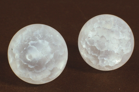 4 Large 17mm Enchanting Crackle Rock Crystal Beads