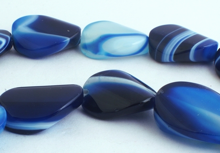 Gleaming Breathtaking Royal Blue Agate Wavy Beads