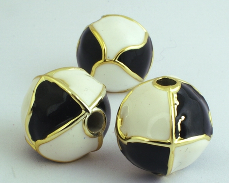 4 Large Shiny Lacquered Black & White Acrylic Beads