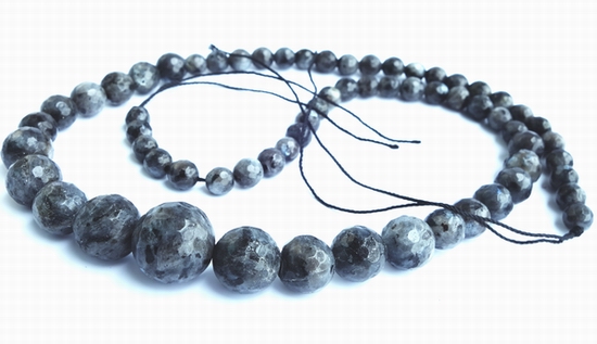 Long Faceted Graduated Cadet-Grey Agate Bead Strand