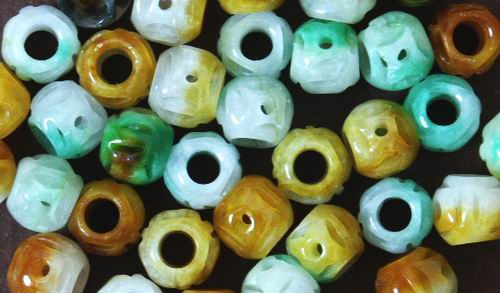 25 Carved Chinese Green/Yellow Jade Beads - Unusual!