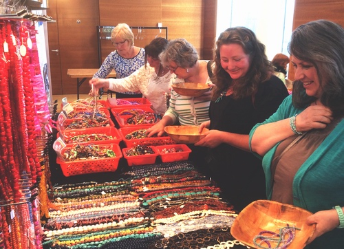 Happy MrBead Cusromers at Perth Bead Fair